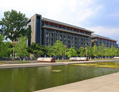 �Ĵ���ѧ����У���Ŀ�¥������Ŀ